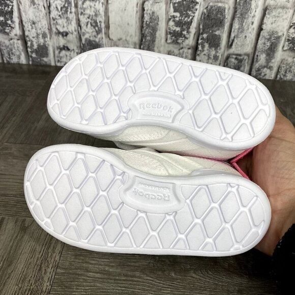 Reebok "Peppa Pig" Club C Slip On IV Infant/Toddler size 4 - Picture 8 of 9